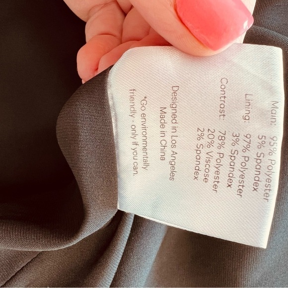 Fame & Partners Everly Dress Size 12 - Picture 16 of 16